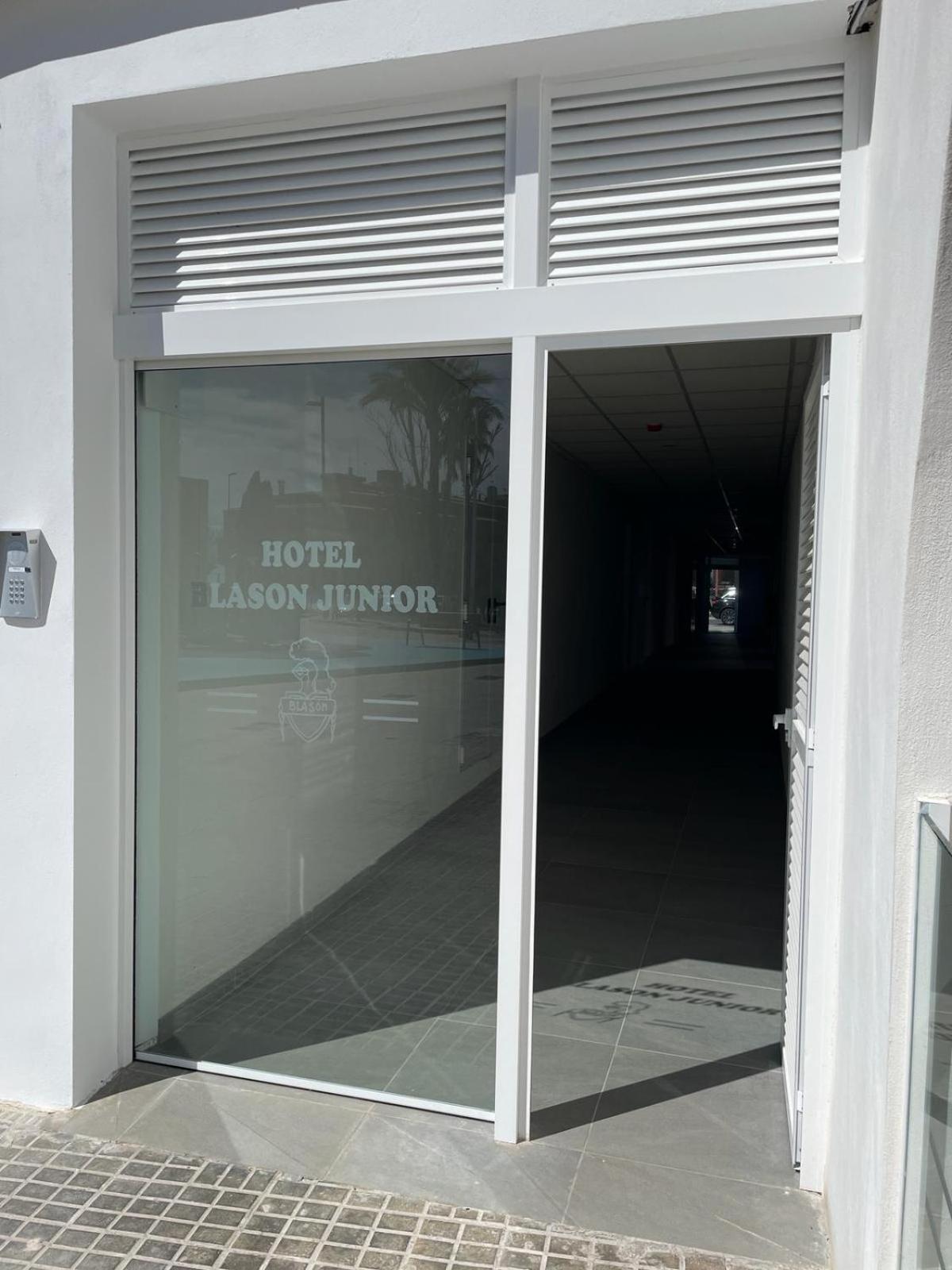 Hotel Blason Junior Peñíscola エクステリア 写真