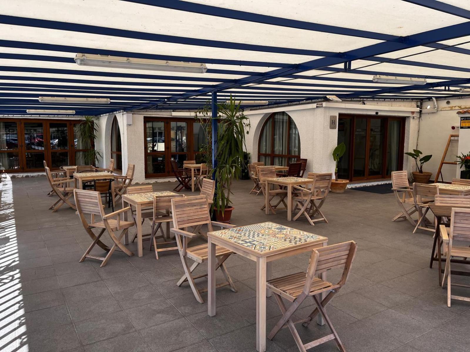 Hotel Blason Junior Peñíscola エクステリア 写真